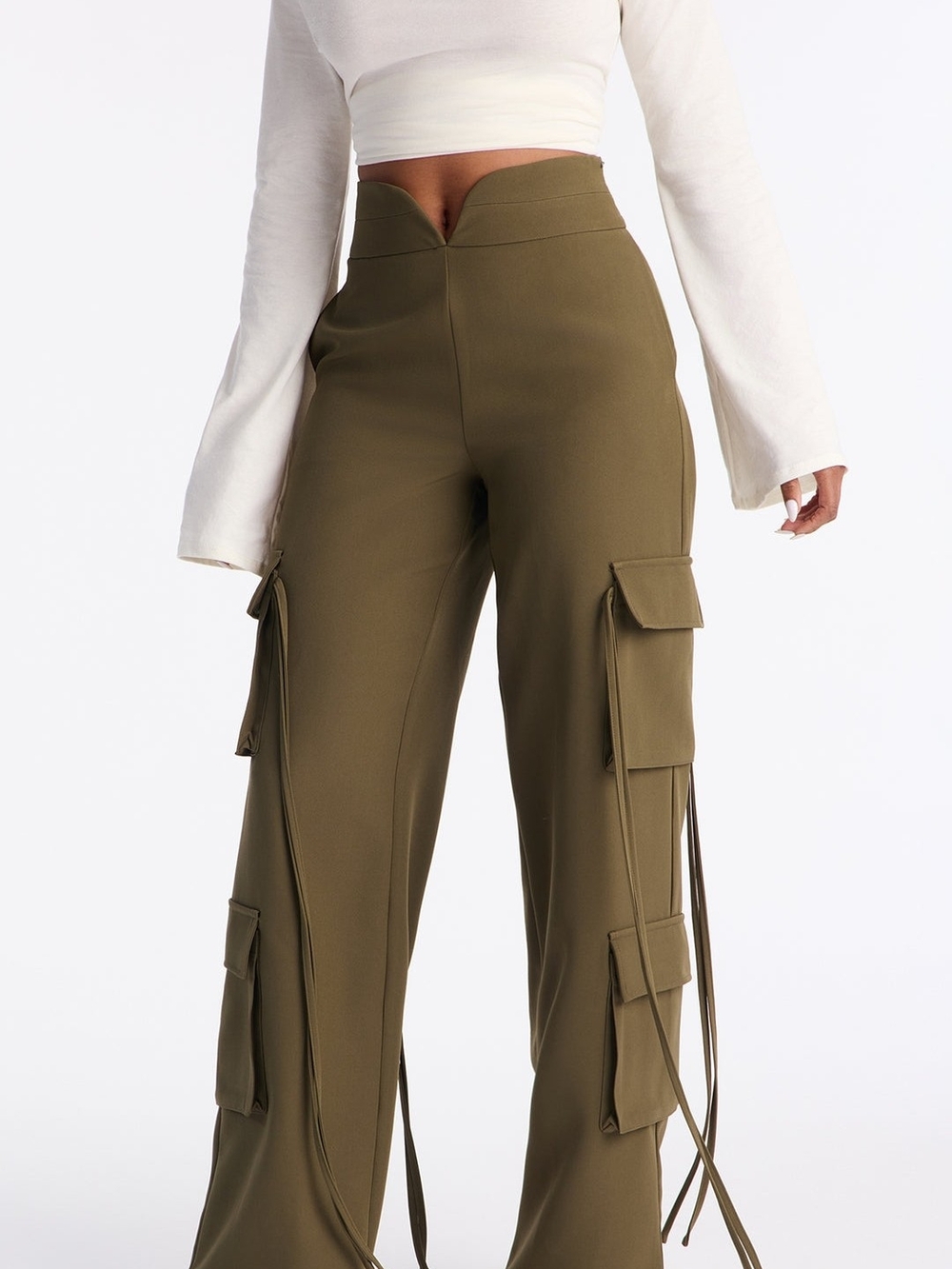 NWOT High-Waist Wide Leg Cargo Pants